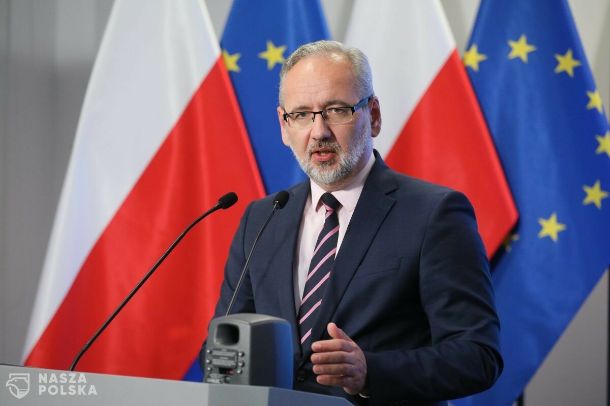 Niedzielski: następna fala koronawirusa najwcześniej może pojawić się na przełomie roku