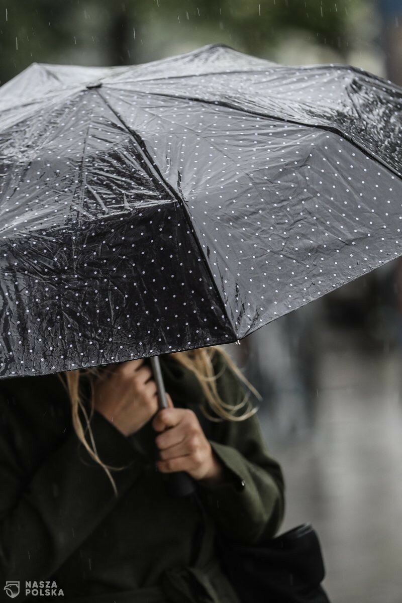 Weekend deszczowy, w połowie tygodnia nawet 20 st. C
