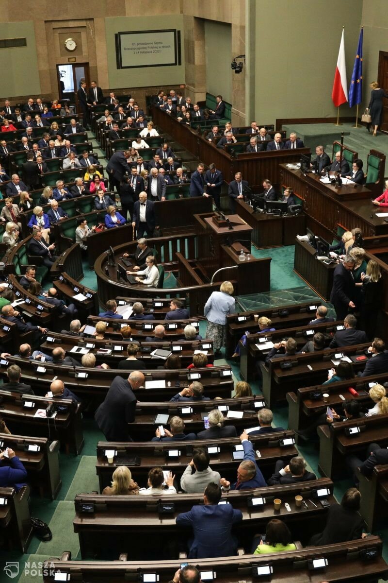 Ziobro zostaje. Sejm odrzucił wniosek o wotum nieufności