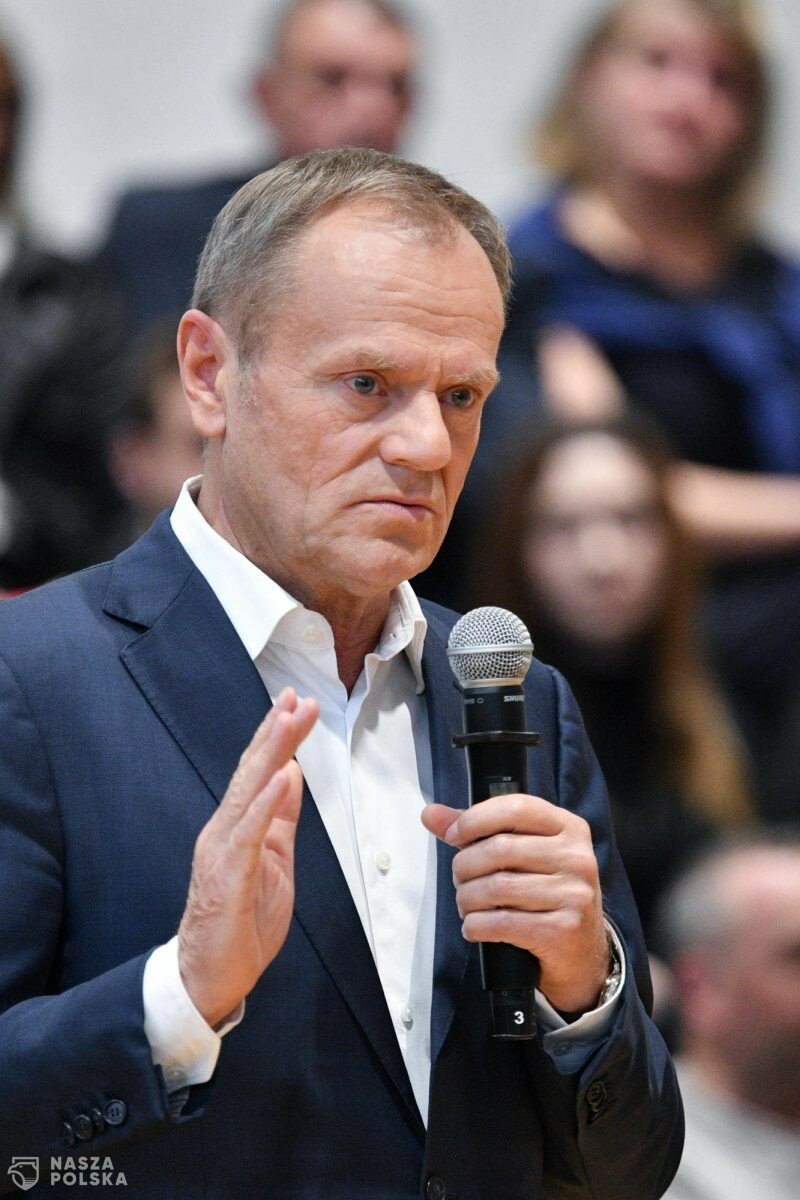 Tusk atakuje telewizję publiczną