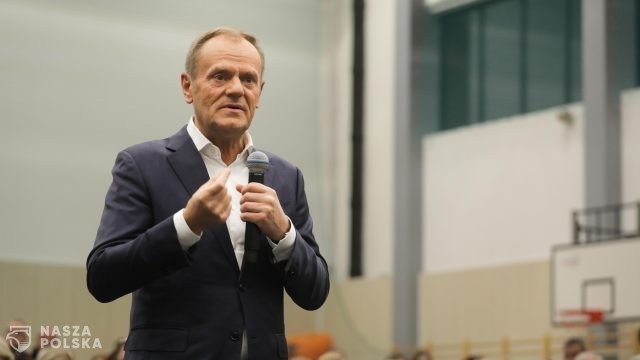 Tusk: „kamienie”, które naprawdę stanowią problem, to Ziobro, Kaczyński, Morawiecki