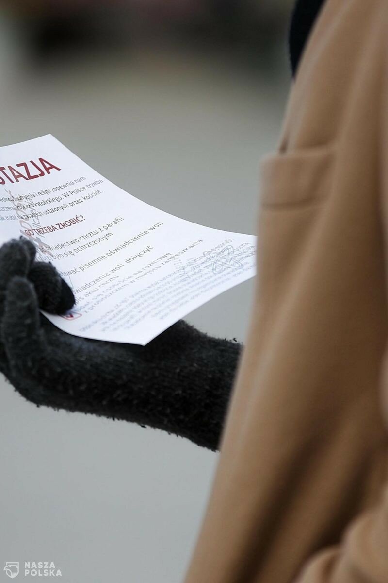 Abp Grzegorz Ryś: mamy do czynienia z falą apostazji, która wzbiera