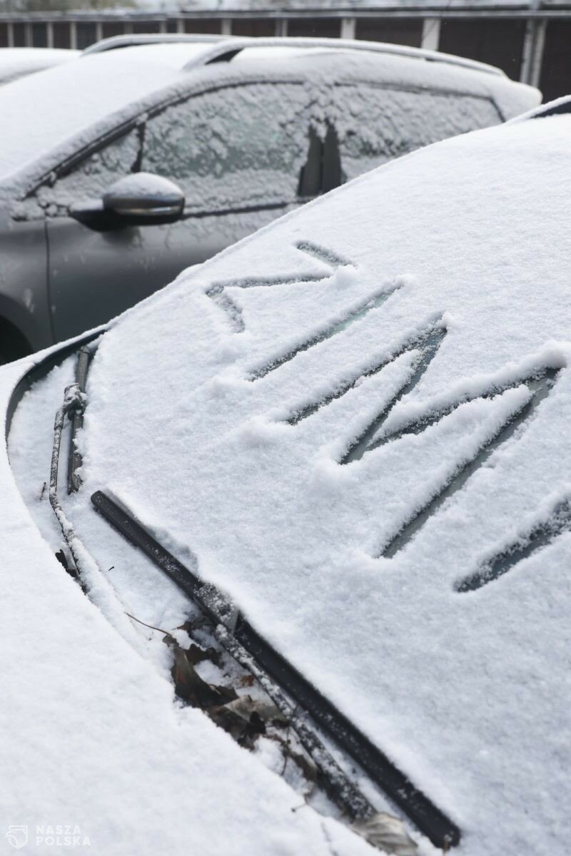 Zima/ Za nieodśnieżone auto mandat nawet 3 tys. zł