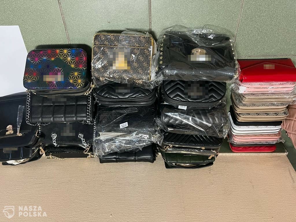 Policjanci zabezpieczyli „podróbki” za ponad 600 tys.