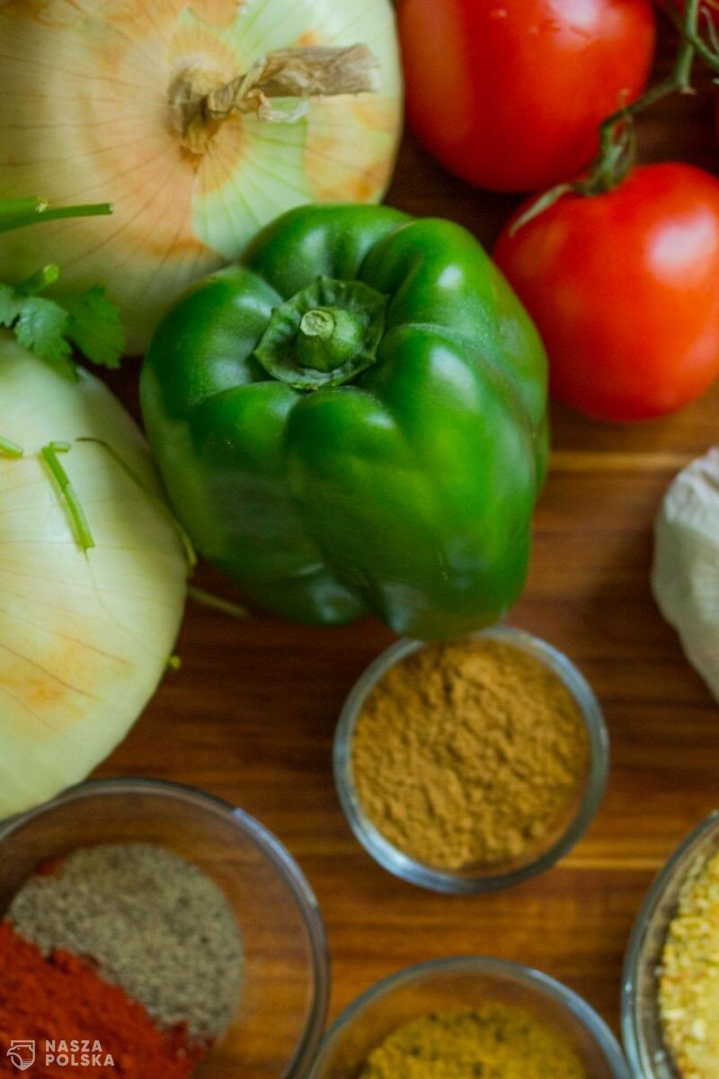 Targ czy sklep spożywczy online – wady i zalety