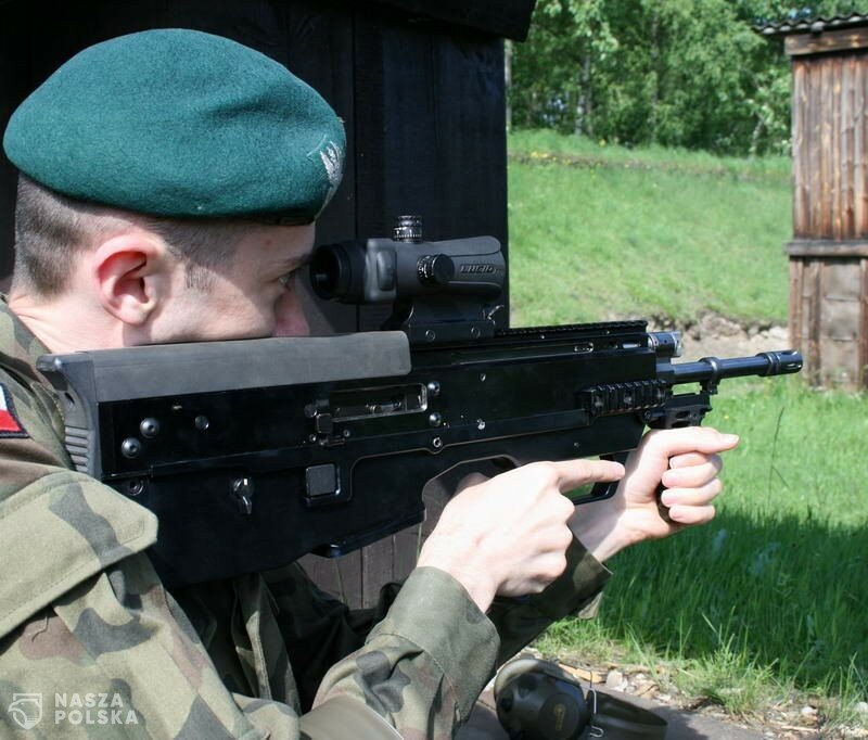 Podpisanie umowy na kolejne karabinki Grot dla Wojska Polskiego