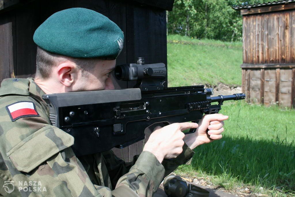 Podpisanie umowy na kolejne karabinki Grot dla Wojska Polskiego Podpisanie umowy na kolejne karabinki Grot dla Wojska Polskiego