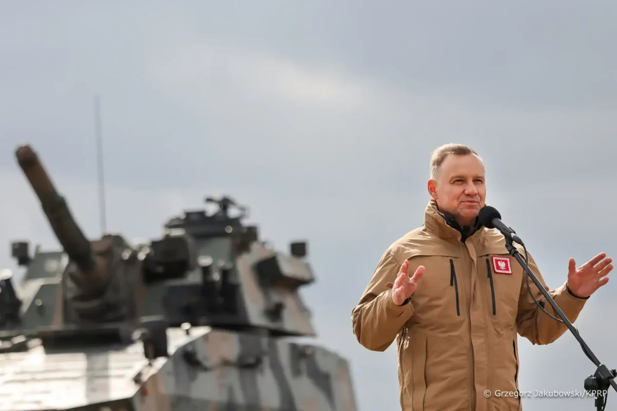 Prezydent RP określił główne kierunki rozwoju Sił Zbrojnych RP Prezydent RP określił główne kierunki rozwoju Sił Zbrojnych RP