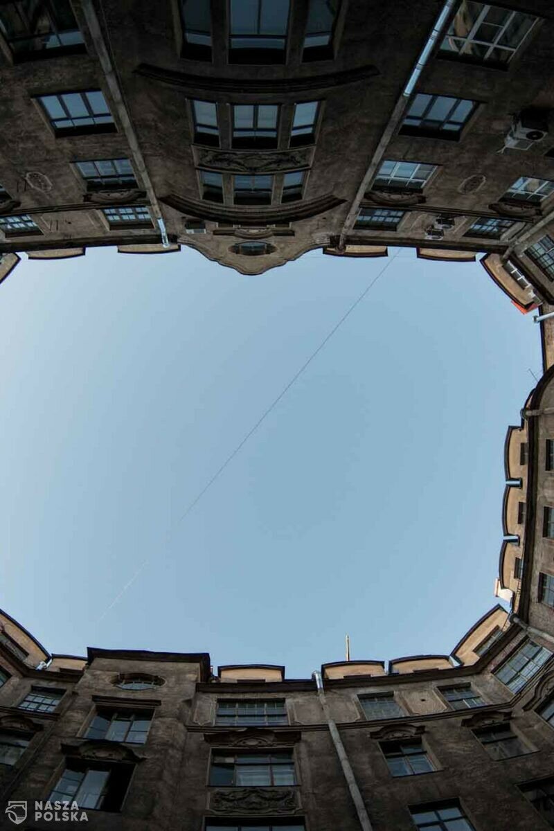 Kiedy spadną ceny mieszkań? Branża budowlana stawia diagnozy