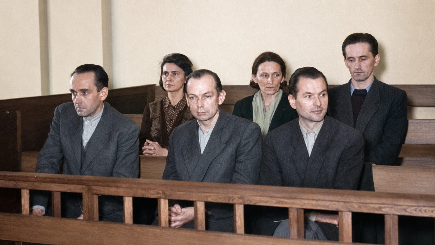 Stanislaw Kasznica (pierwszy z lewej) podczas procesu