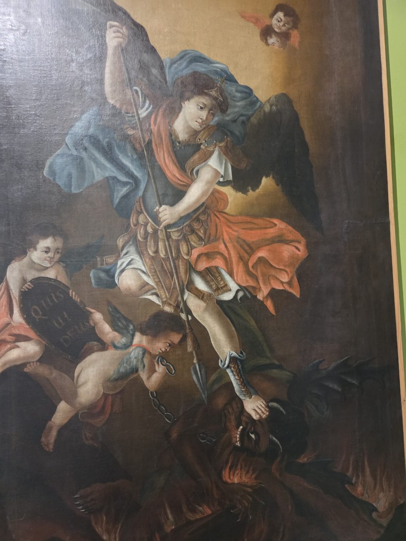 Święty Michał Archanioł strącający zbuntowane duchy, obraz barokowy ze zbiorów muzeum w Sanoku