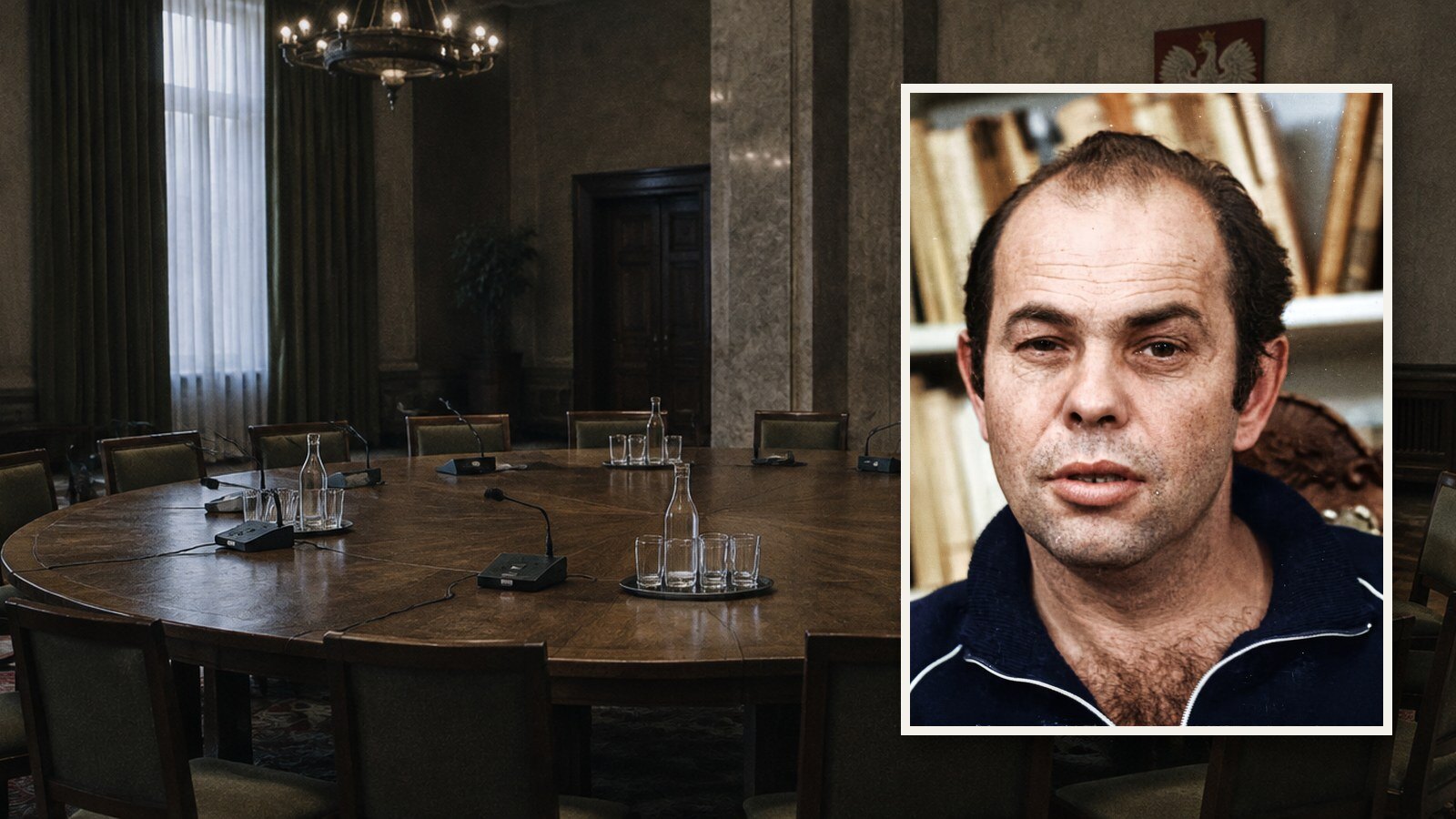 Jacek Kuroń, zdjęcie pokolorowane, na tle sali z okrągłym stołem