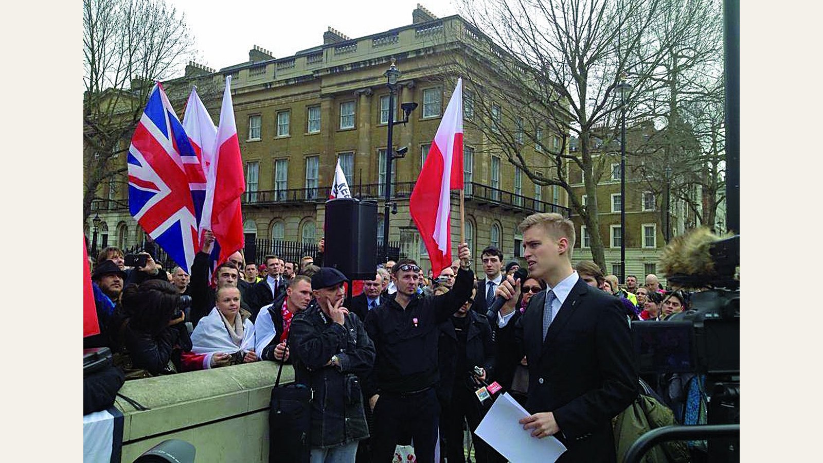 Polacy w Anglii na proteście przeciwko dyskryminacji przed Downing Street, Jerzy Byczyński